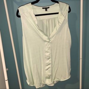 Light green tank